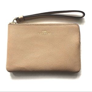 COACH Crossgrain Leather Corner Zip Cream Wristlet
